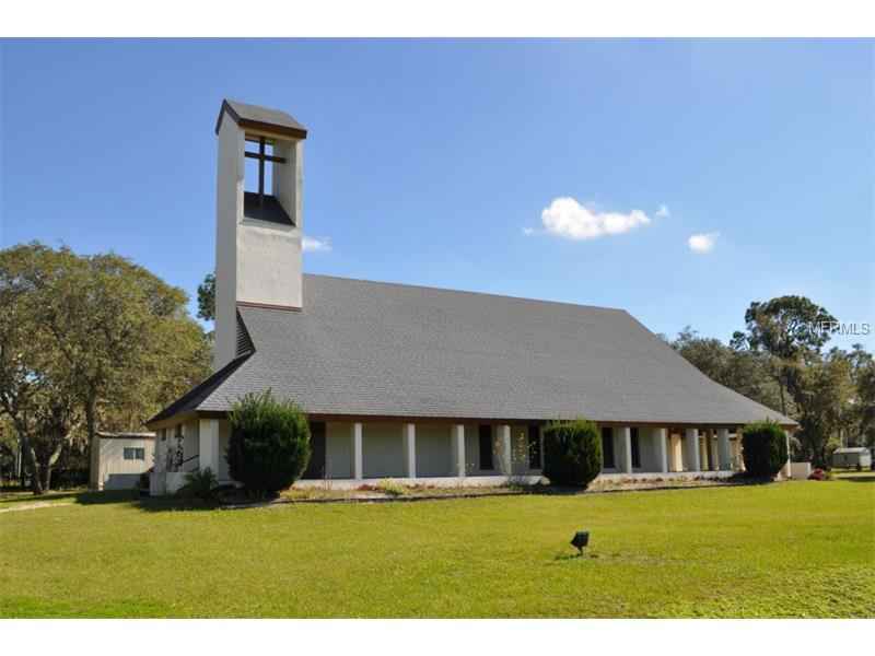 Church Building, Fellowship Hall, 2 classrooms, and a residencial home for sale in Lakeland, Florida $595,000