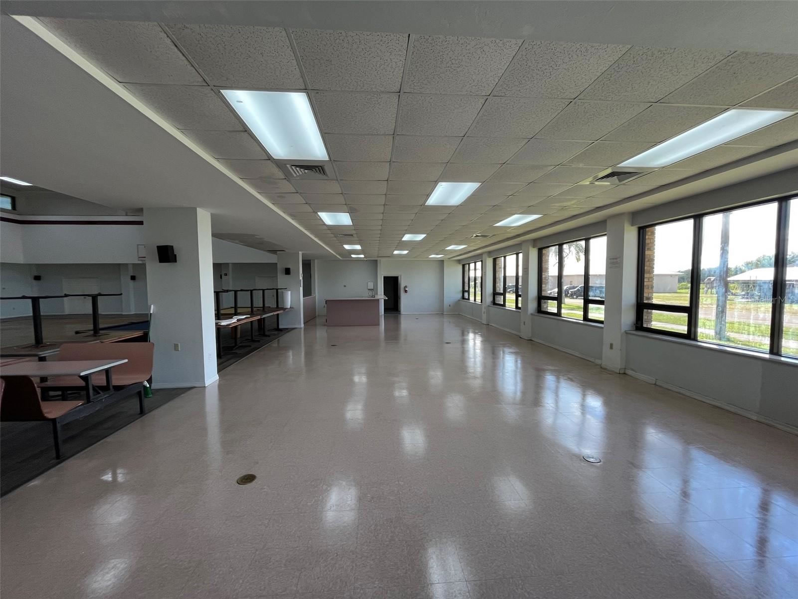 2 Large Commercial Buildings for Church or School in Moore Haven, FL - 20,000 sq ft space $3,300,000