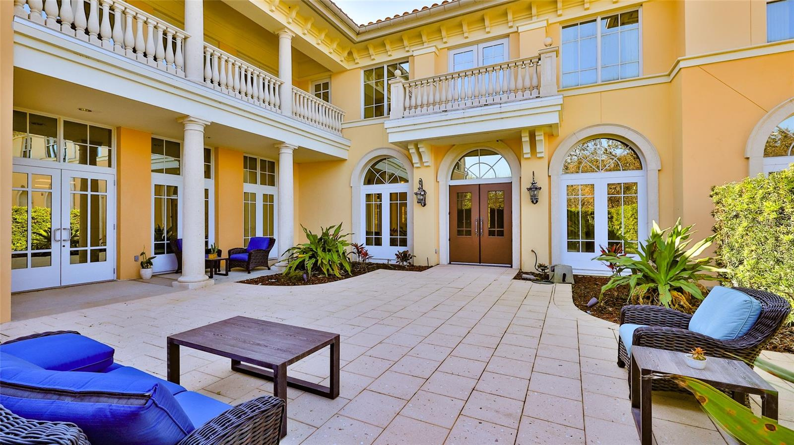 Palm Coast Office Building For Sale - 26,000 Sq Ft $4,700,000