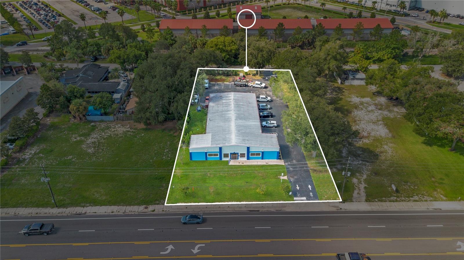  Large Commercial Building For Sale In Apopka, FL - Great For a Church - $2,600,000