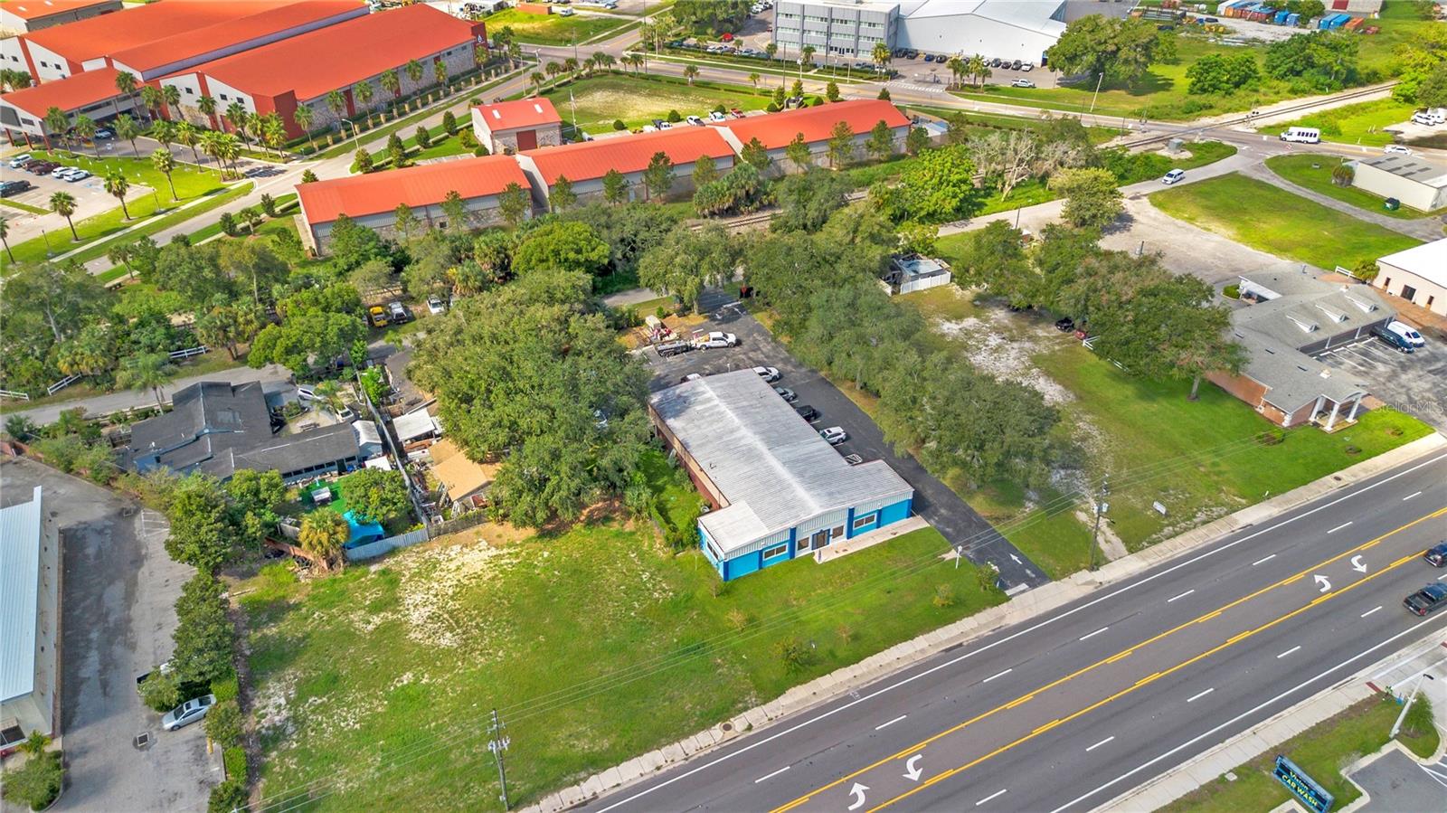  Large Commercial Building For Sale In Apopka, FL - Great For a Church - $2,600,000